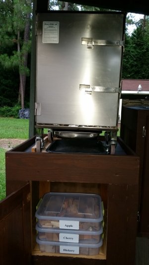 smoker cabinet.jpg