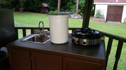 outdoor kitchen cabinet 3.jpg