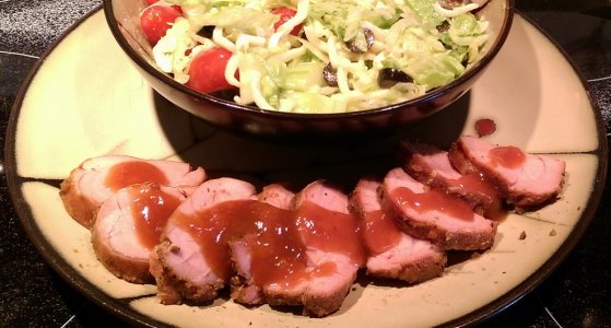 Pork tenderloin w apricot chutney.jpg